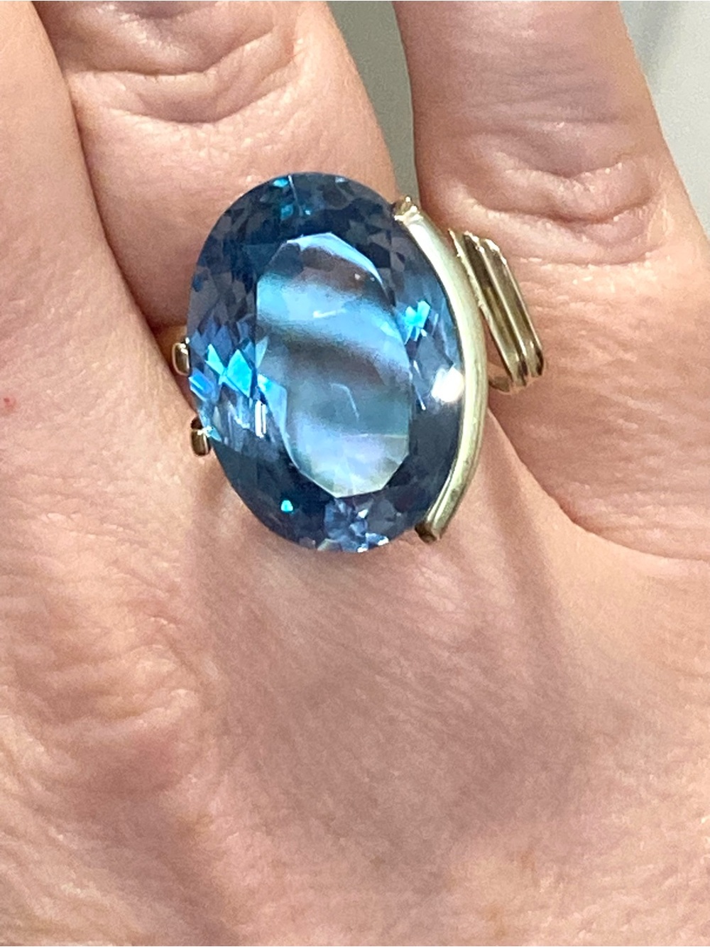 Vintage 14K Gold Abstract Ring Large Blue Oval Gemstone • Size 8.25 • 11 Grams - Picture 3 of 17